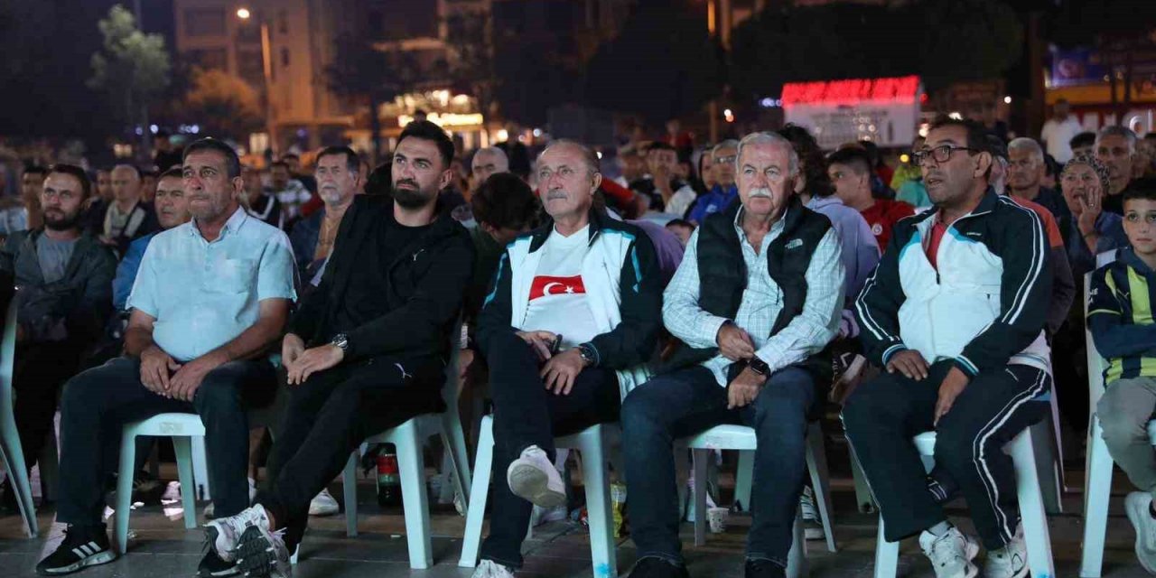 Başkan Atabay, milli heyecana ortak oldu