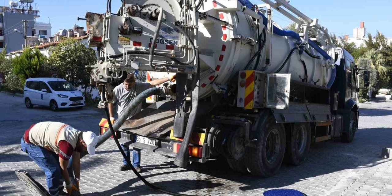 Kuşadası Belediyesi kış hazırlıklarına devam ediyor