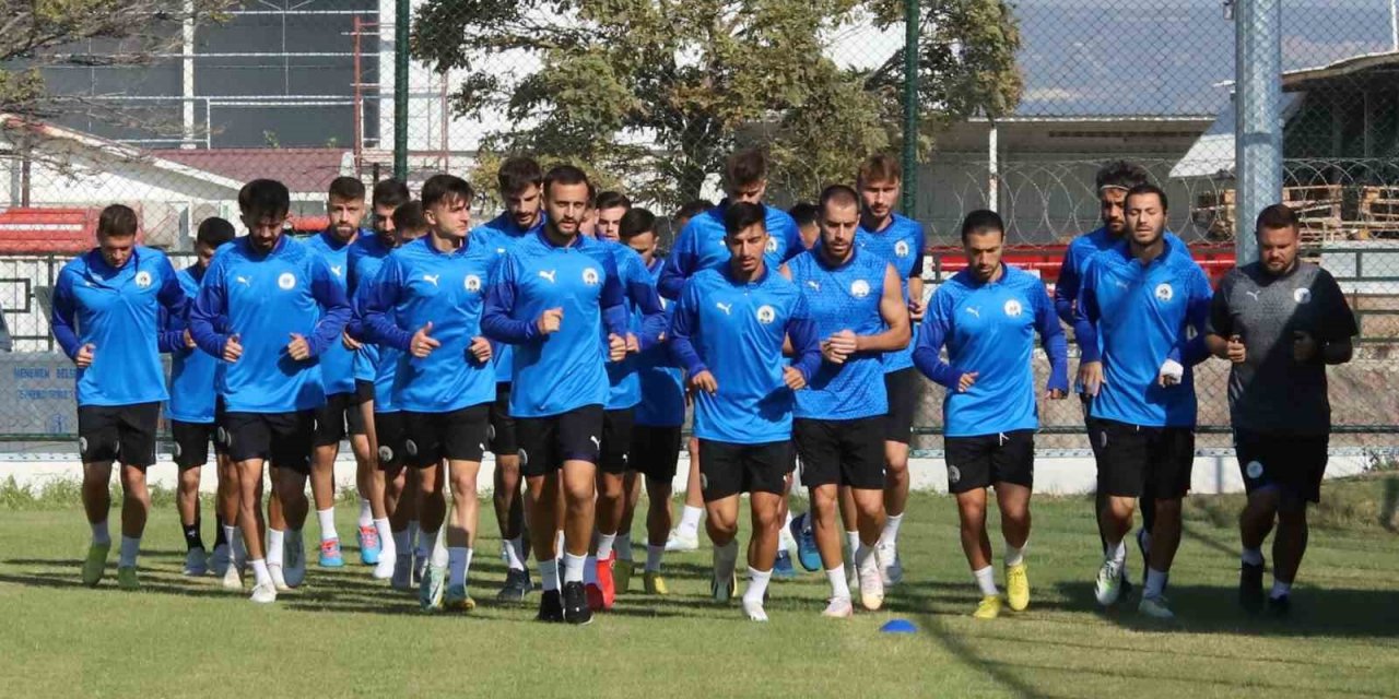 Menemen FK, çıkış arıyor