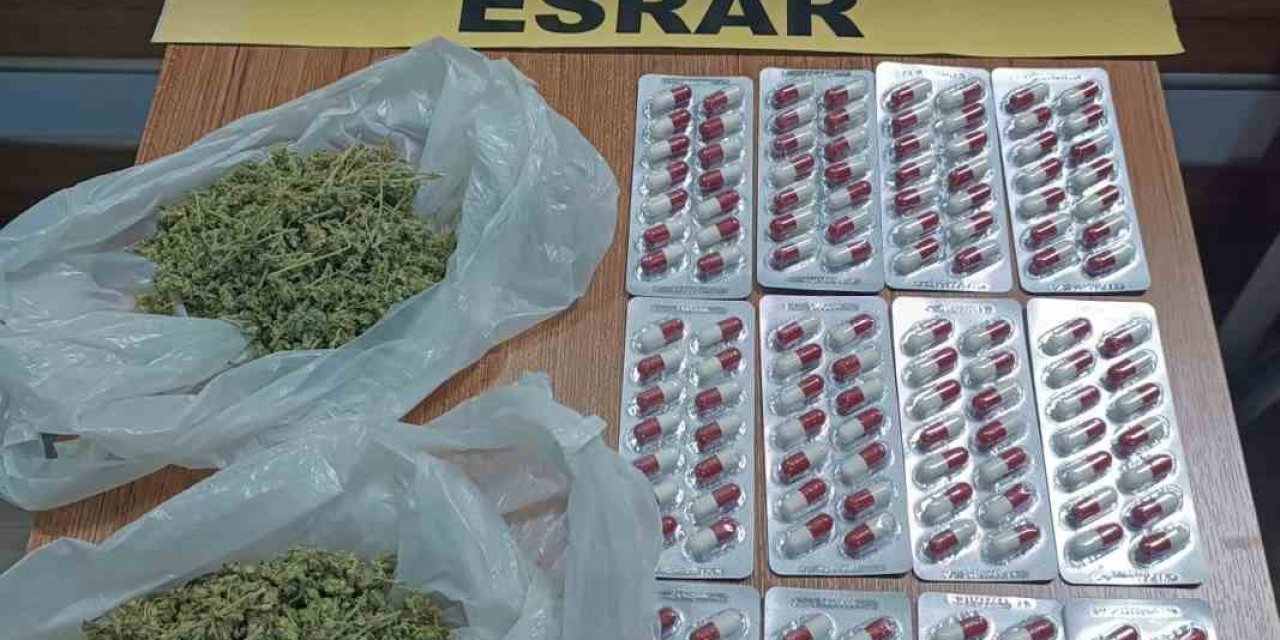 Kula’da 59 gram esrar ile 168 adet sentetik hap ele geçirildi