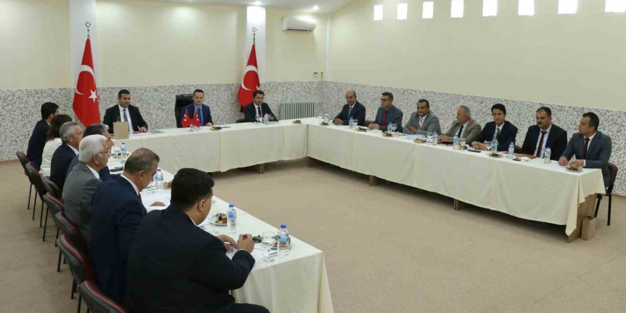 Muğla’da eğitim yöneticileri bir araya geldi