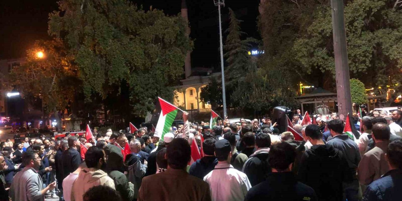 Denizli’de İsrail’in Gazze’deki hastaneye yönelik saldırısı kınandı