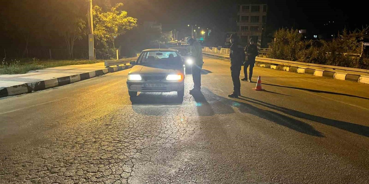 Manisa Emniyeti’nden ’Güven ve Huzur’ uygulaması: 9 kişi yakalandı