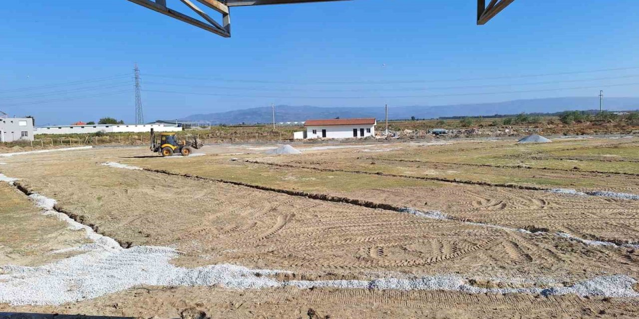 Sazlı Mahallesi’ndeki futbolseverler saha için gün sayıyor