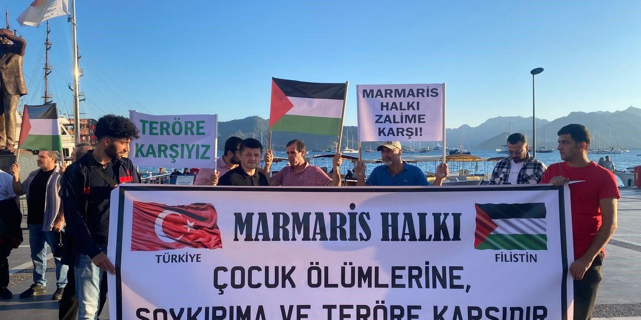 Marmaris’te İsrail protesto edildi