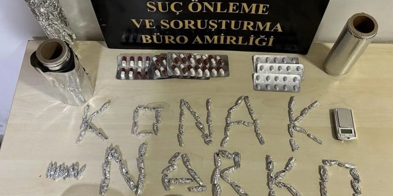 İzmir’de arama yapılan evlerden uyuşturucu fışkırdı