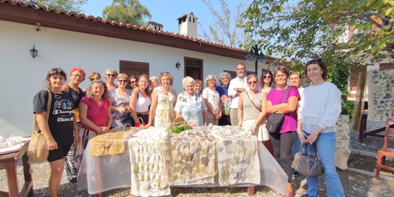 Köyceğiz’de doğal baskı tekniği tanıtıldı