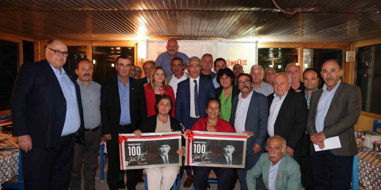 Başkan Oktay muhtarları ağırladı