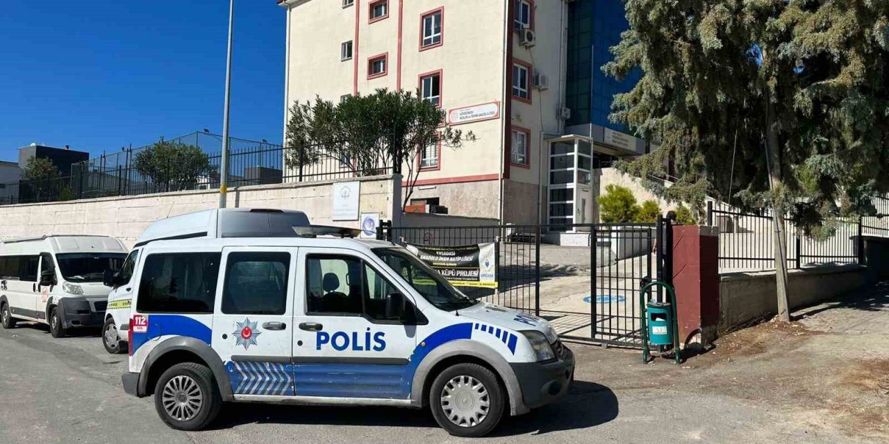 Lisede gizli kamera skandalı