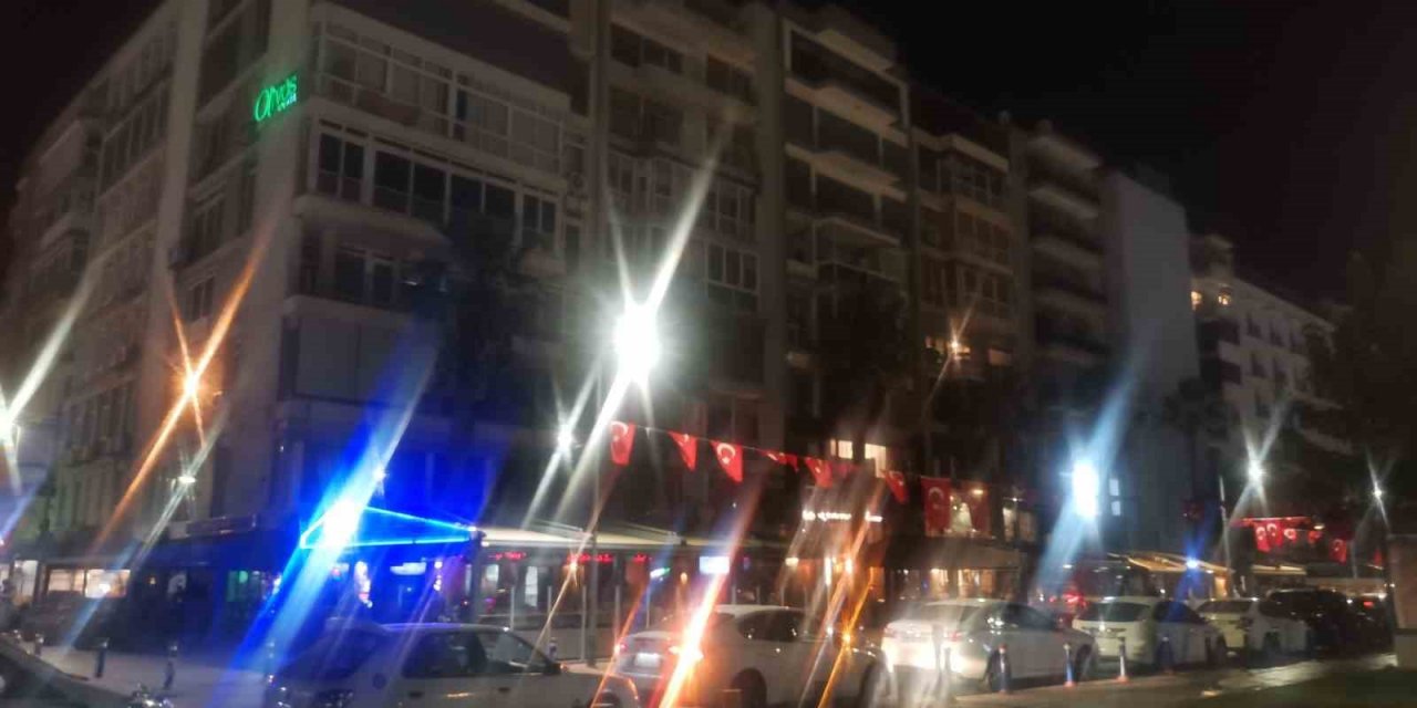 İzmir’de 3.9 büyüklüğünde deprem