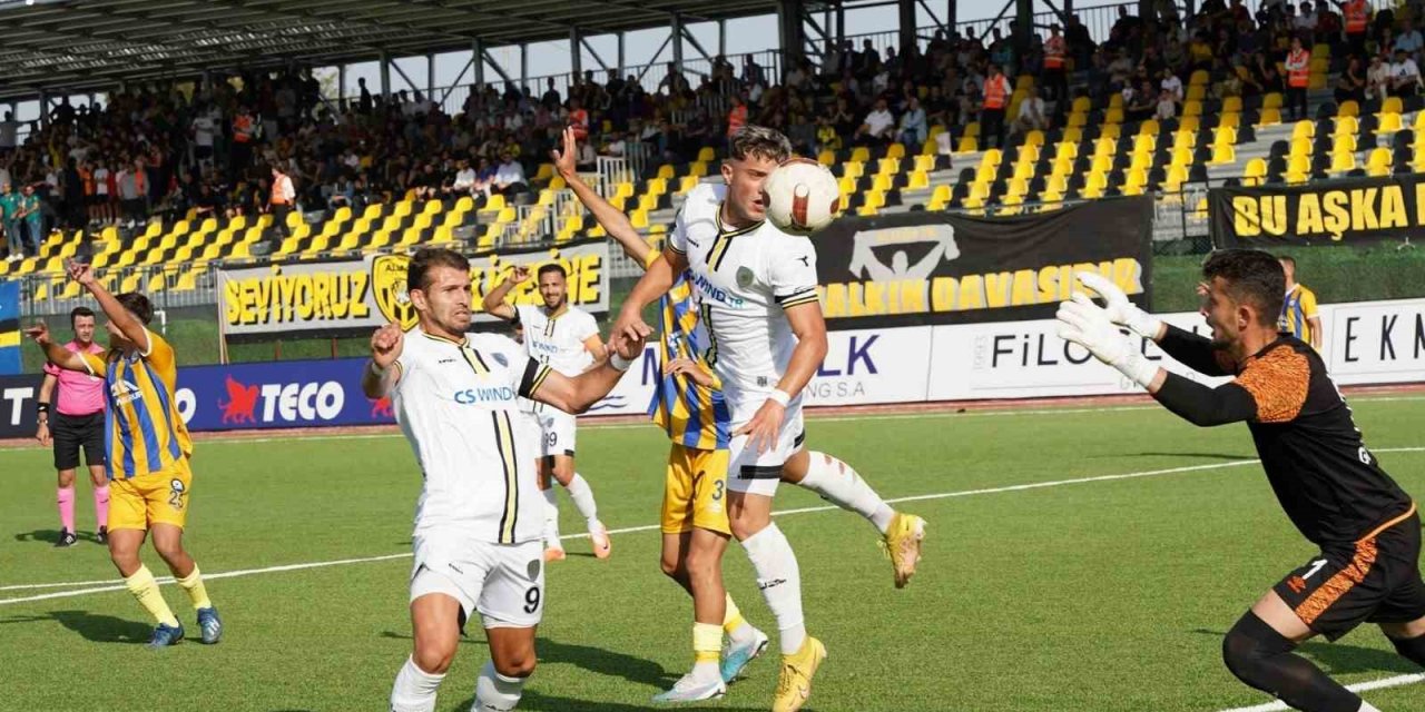 TFF 3. Lig: Aliağaspor FK: 2 - Küçükçekmece Sinop Spor Kulübü: 1