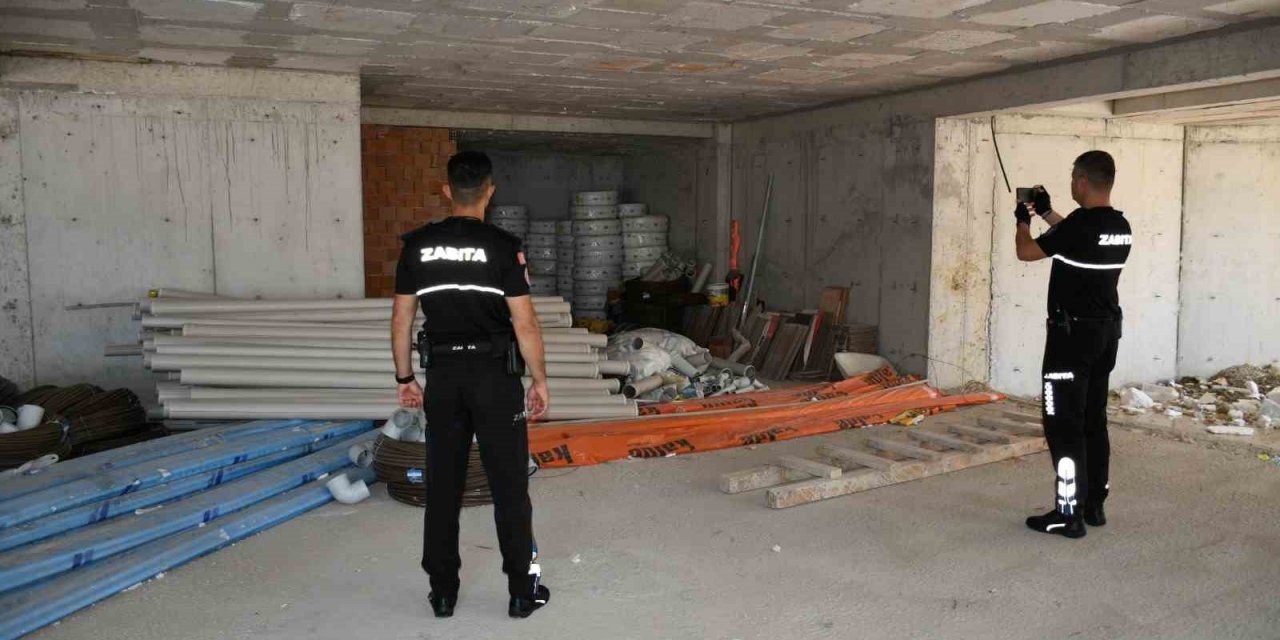 Kuşadası’nda inşaat yasaklarına uymayan firmalara ceza yağdı