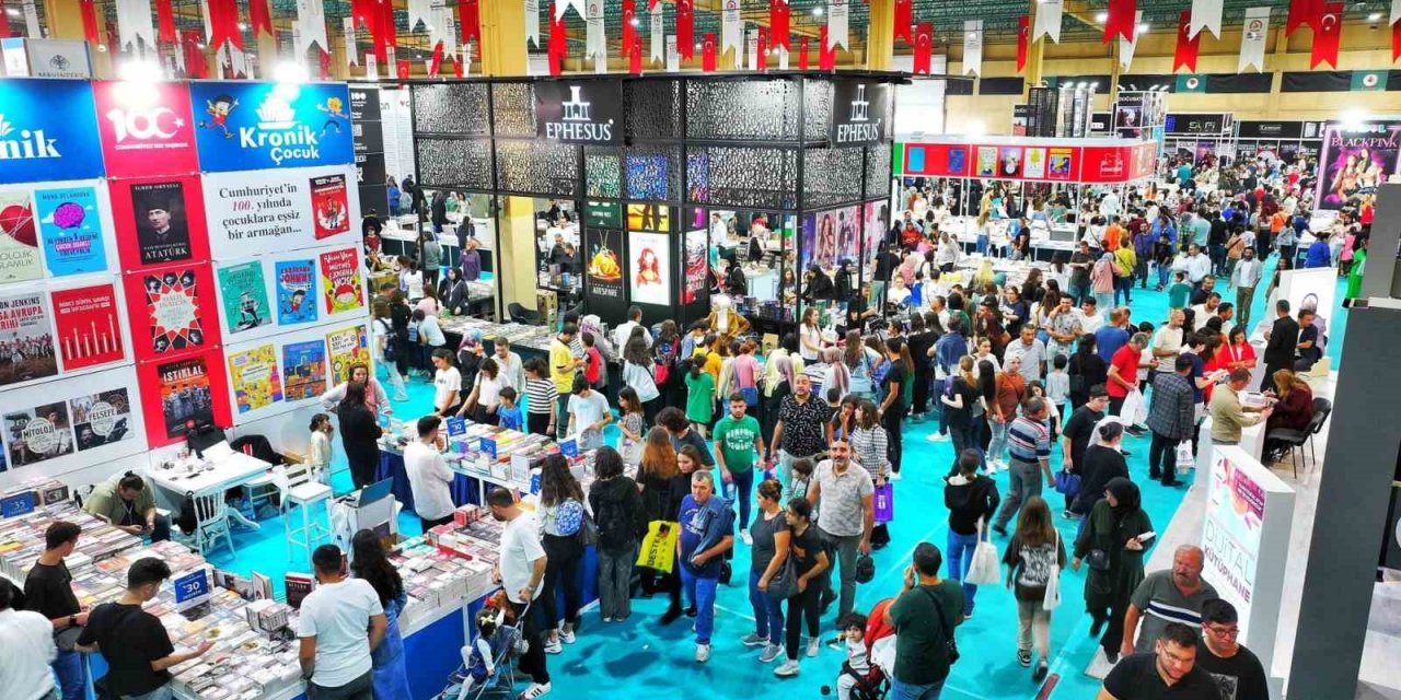 Denizli’de Kitap Fuarı’nı 309 bin kişi ziyaret etti