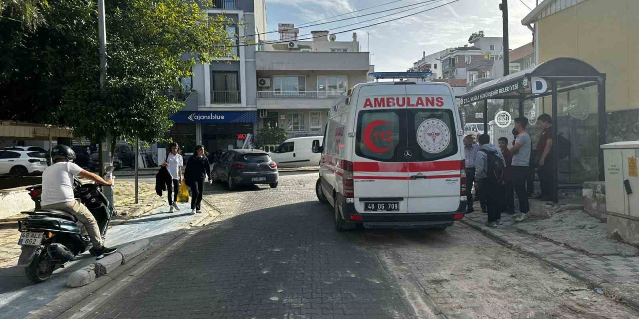 Milas’ta otomobilin çarptığı kadın yaralandı
