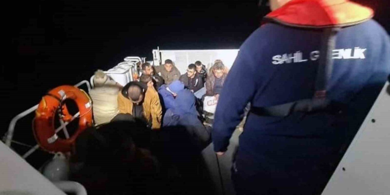 Fethiye Kızıl Ada’da 22 düzensiz göçmen yakalandı