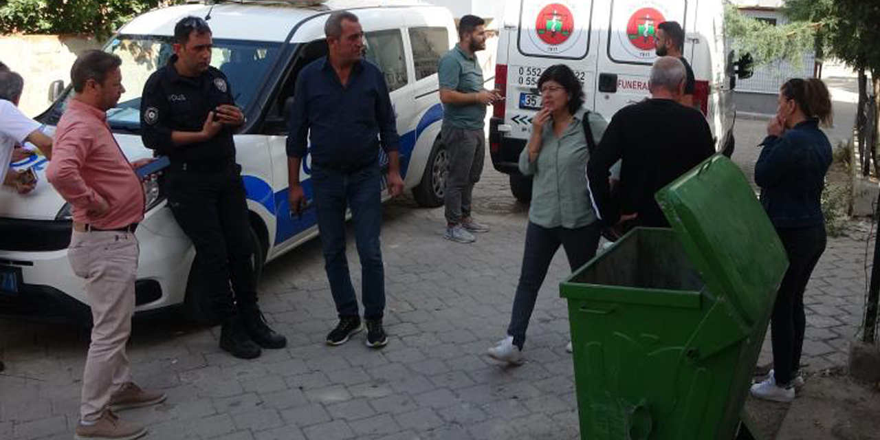 Evinde ölü bulundu