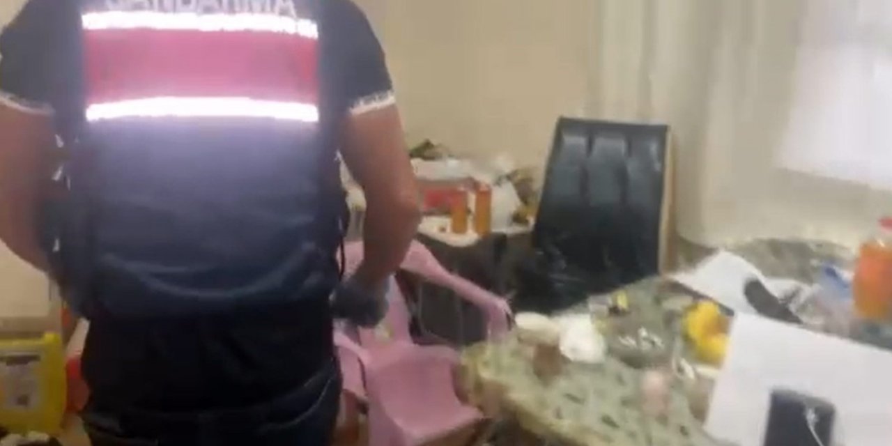 Jandarma ekipleri 6 kilogram uyuşturucu yakaladı