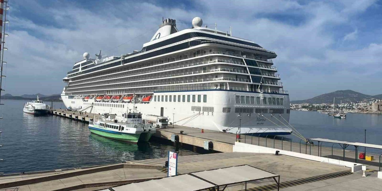 Bin 200 yolcuyla geldi