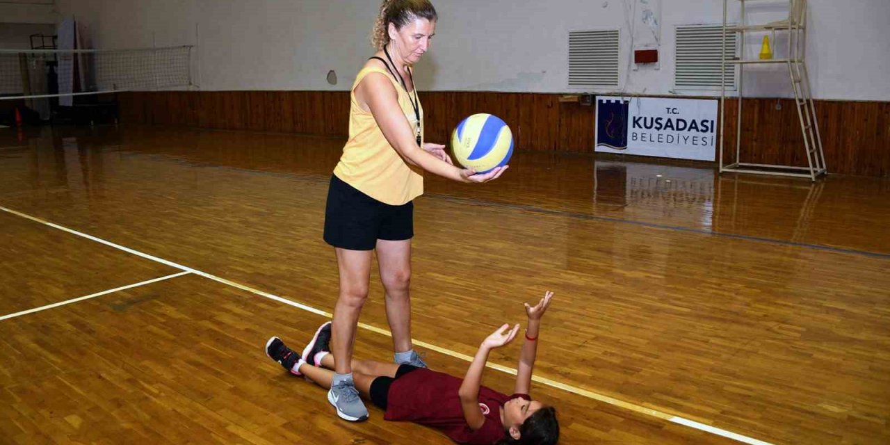 Kuşadası’nda kış spor okulları için kayıtlar sürüyor