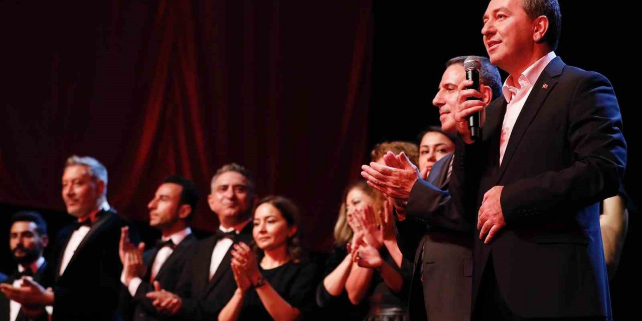 Bergama’da Cumhuriyet Bayramı kutlamaları başladı