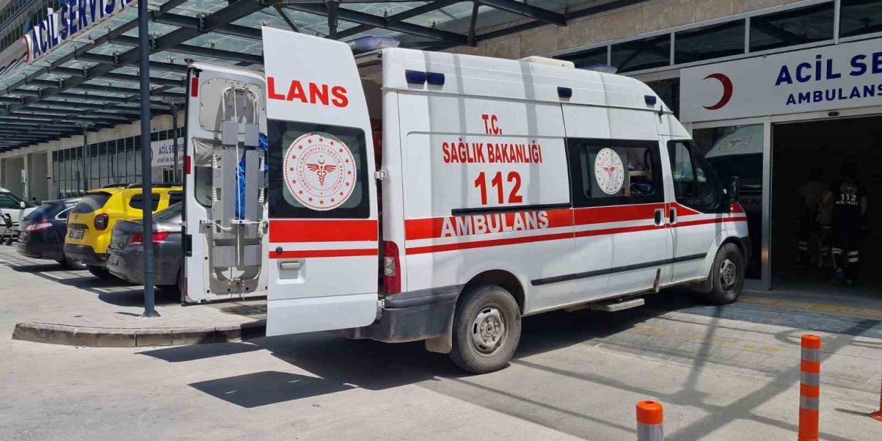 Annesi emzirirken uyuyunca nefessiz kalan bebek hayatını kaybetti