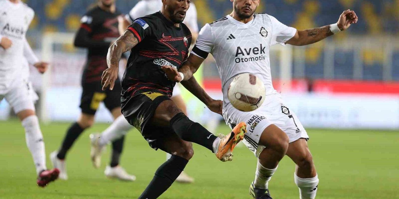 Altaylı Eren Erdoğan, 156 gün sonra maça çıktı