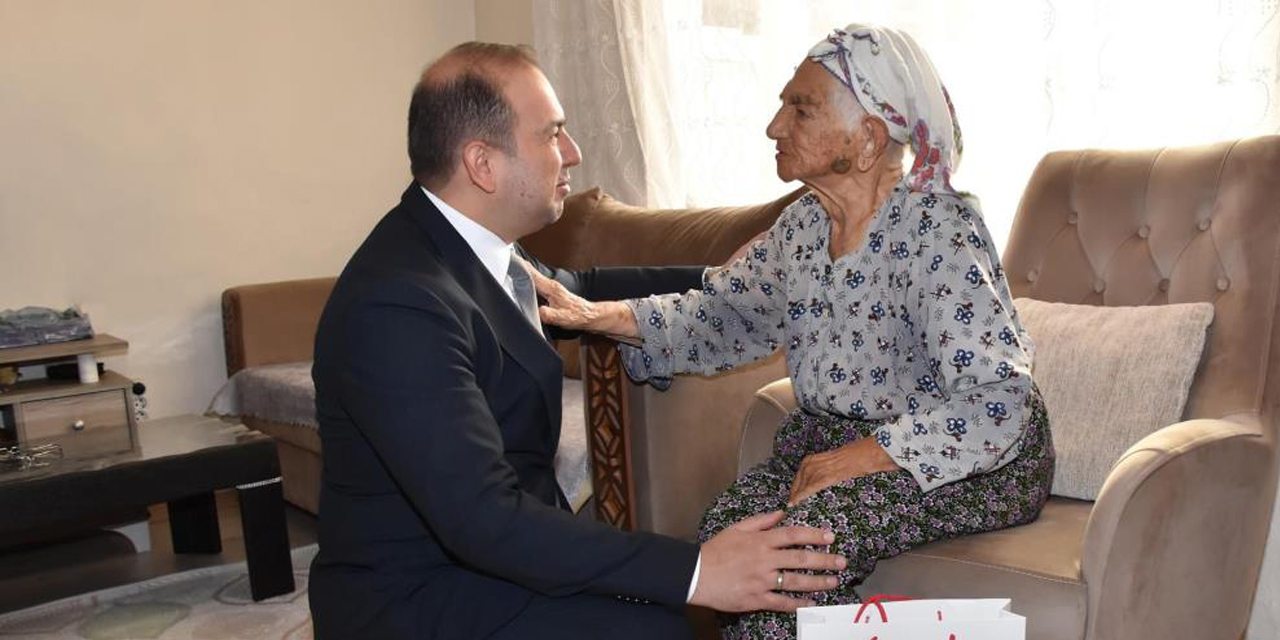 İl Sağlık Müdürü Şenkul, yaşlı çınarları unutmadı