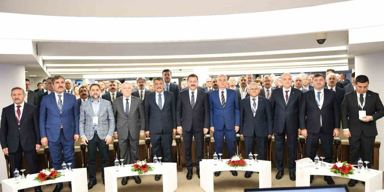 Başkan Özcan’ın da imzasının bulunduğu önerge kabul edildi