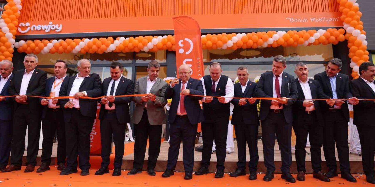 Türkiye’nin yeni markası Newjoy’un ilk açılışı İzmir’de