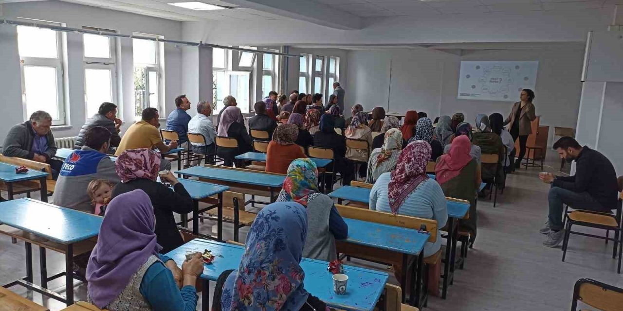 Okullarda bağımlılıkla mücadele eğitimleri devam ediyor