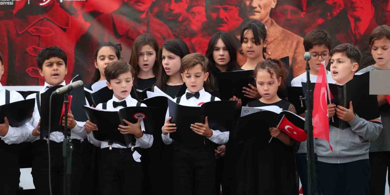 Alzheimer Yaşam Merkezi’nde 29 Ekim kutlandı