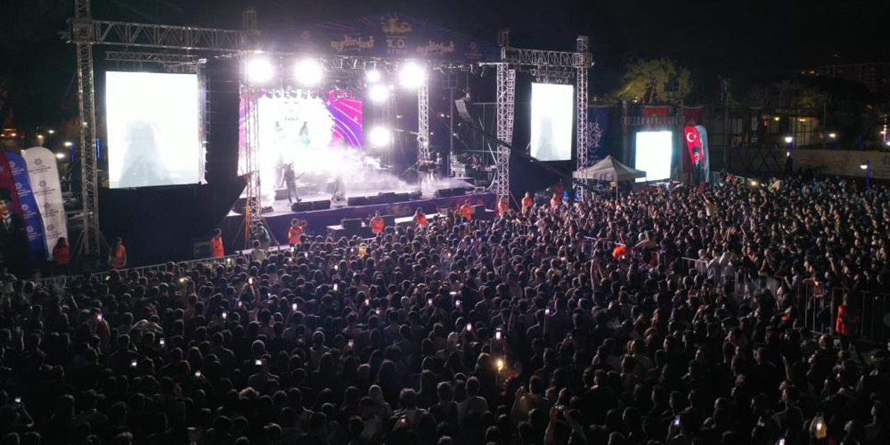 Aydınfest ’Ceza’ konseri ile sona erdi