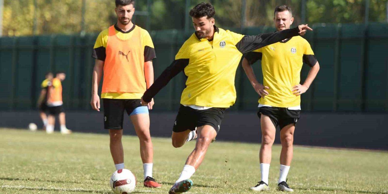 Manisa FK, Çorum FK maçı hazırlıklarını tamamladı