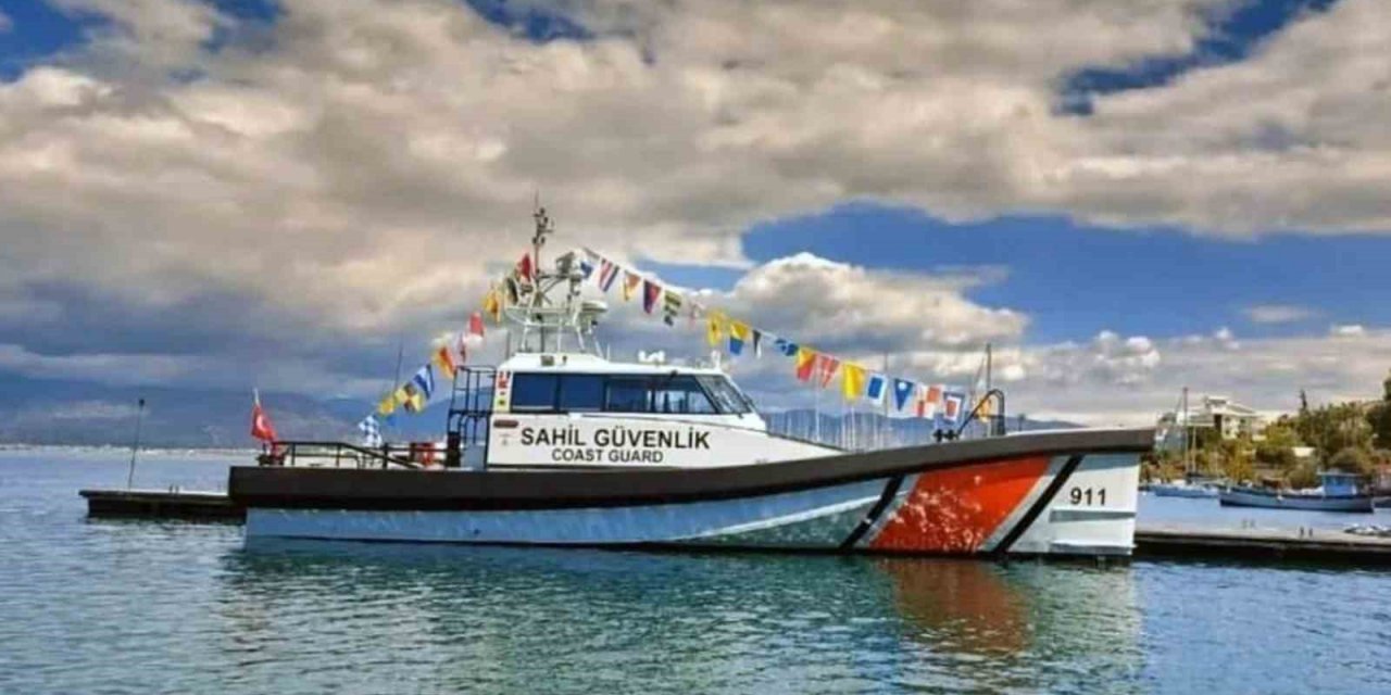 Sahil Güvenlik botları ziyarete açıldı
