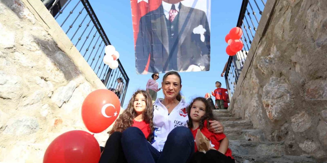 100. Yıl Parkı ve Seyir Terası hizmete açıldı