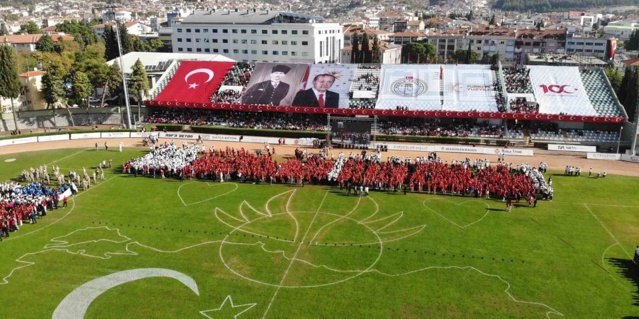 Cumhuriyetin 100’üncü yılı Muğla’da coşku ile kutlandı
