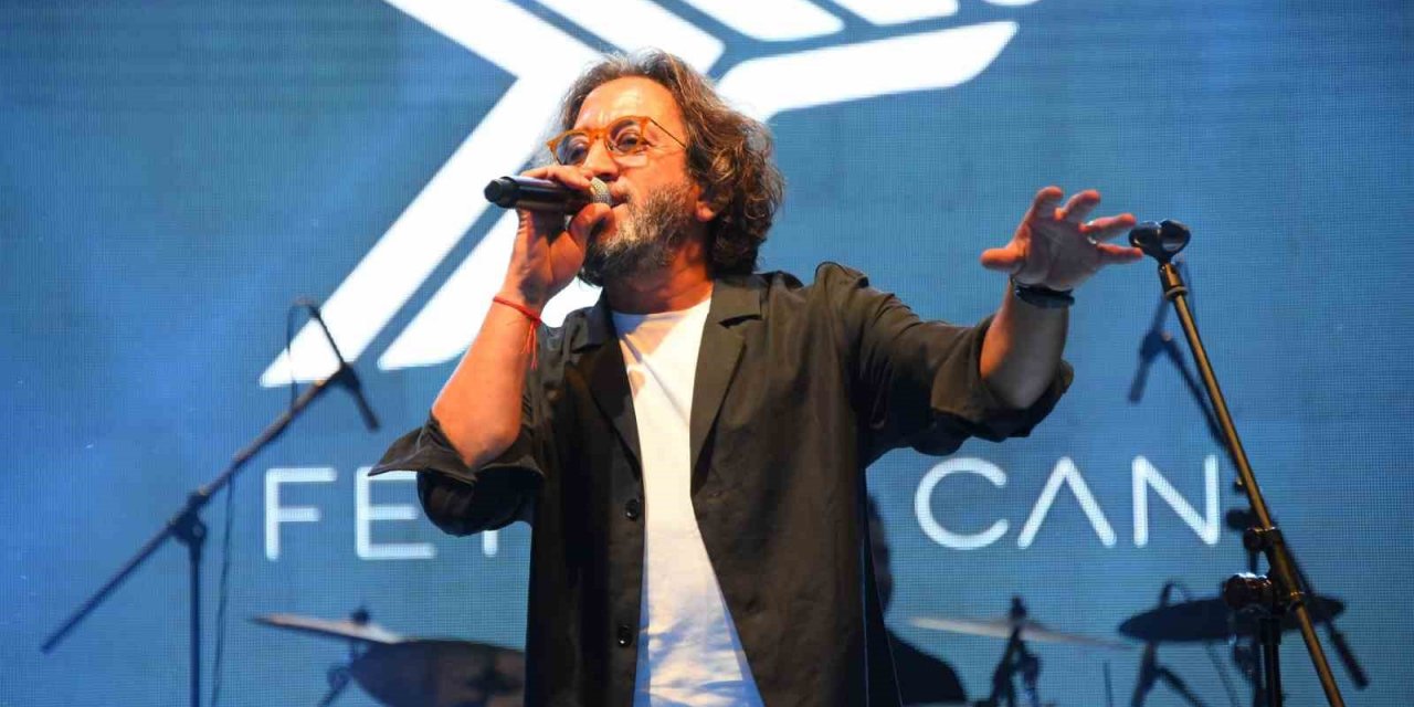 Cumhuriyet’in 100. yılı, Fettah Can’la kutlandı