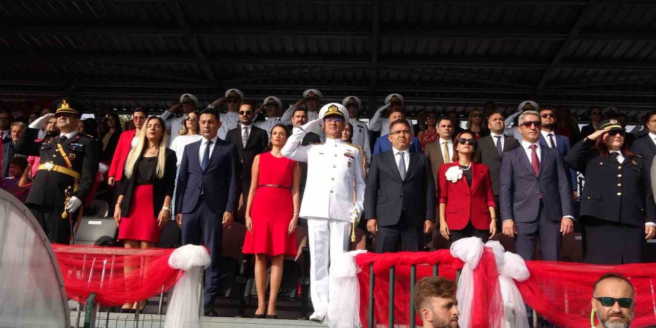 Marmaris’te Cumhuriyet’in 100. yılı törenlerle kutlandı