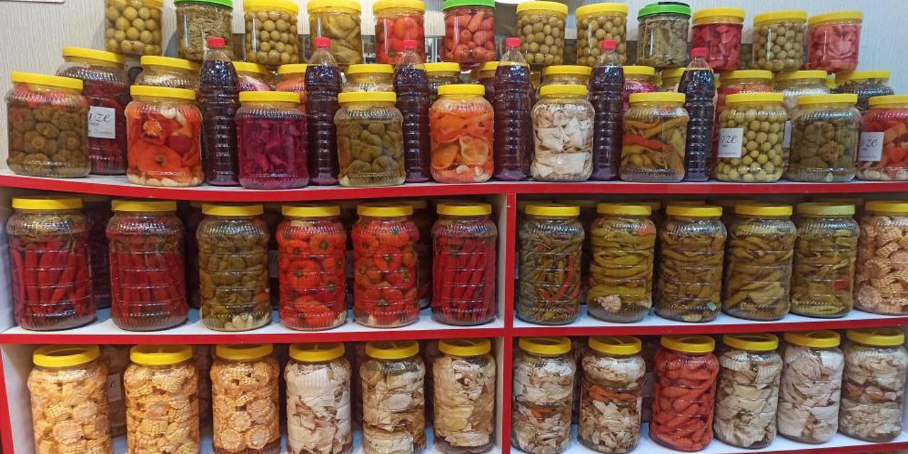 Dünyanın turşusunu Türkiye kurdu