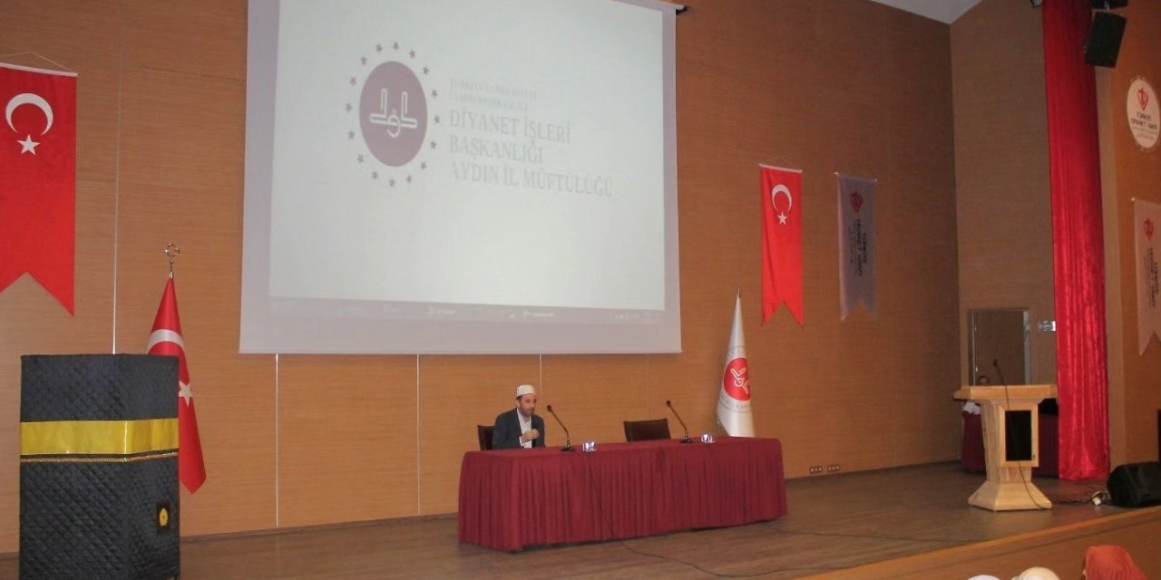 Aydın’da ’Umre Eğitim Semineri’ düzenlendi