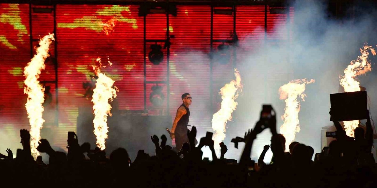 MSKÜ öğrencileri Motive konseri ile eğlendi