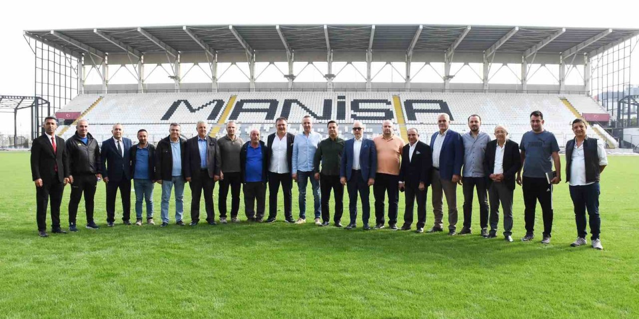 Manisa 19 Mayıs Stadyumu’ndaki çalışmalar 1 ay içinde tamamlanacak