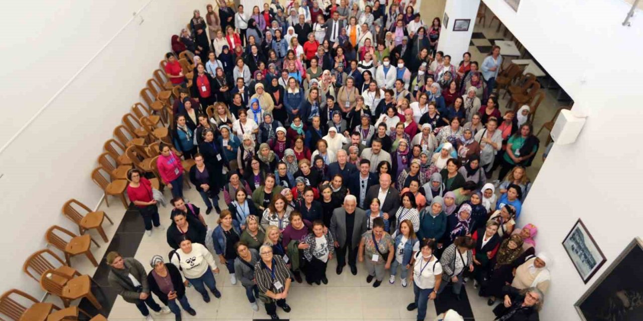 Muğlalı kadınlar 100’’üncü yılda Anıtkabir’e gönderildi