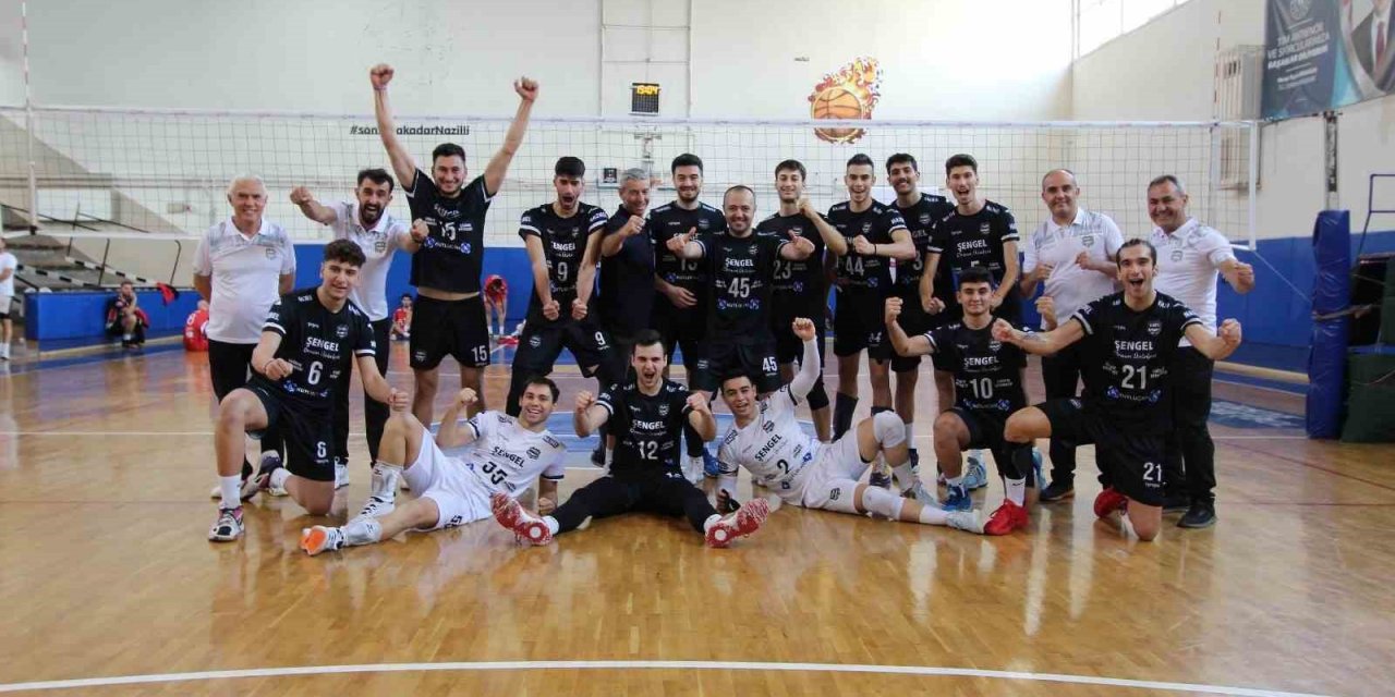 Filenin efeleri set vermeden kazandı