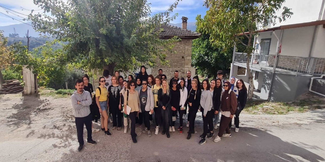 Üniversiteliler tarihi Hisar köyünden geçmişe ışık tutacak