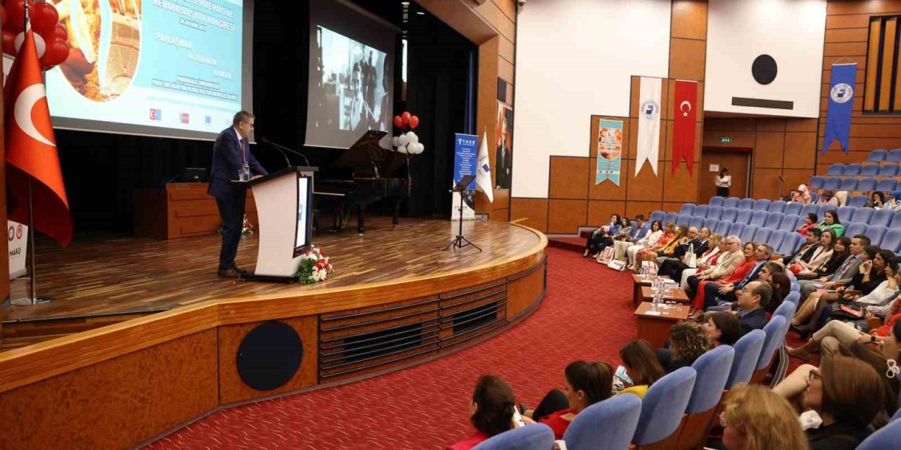 9. Ulusal Fizyoterapi ve Rehabilitasyon Kongresine PAÜ ev sahipliği yaptı