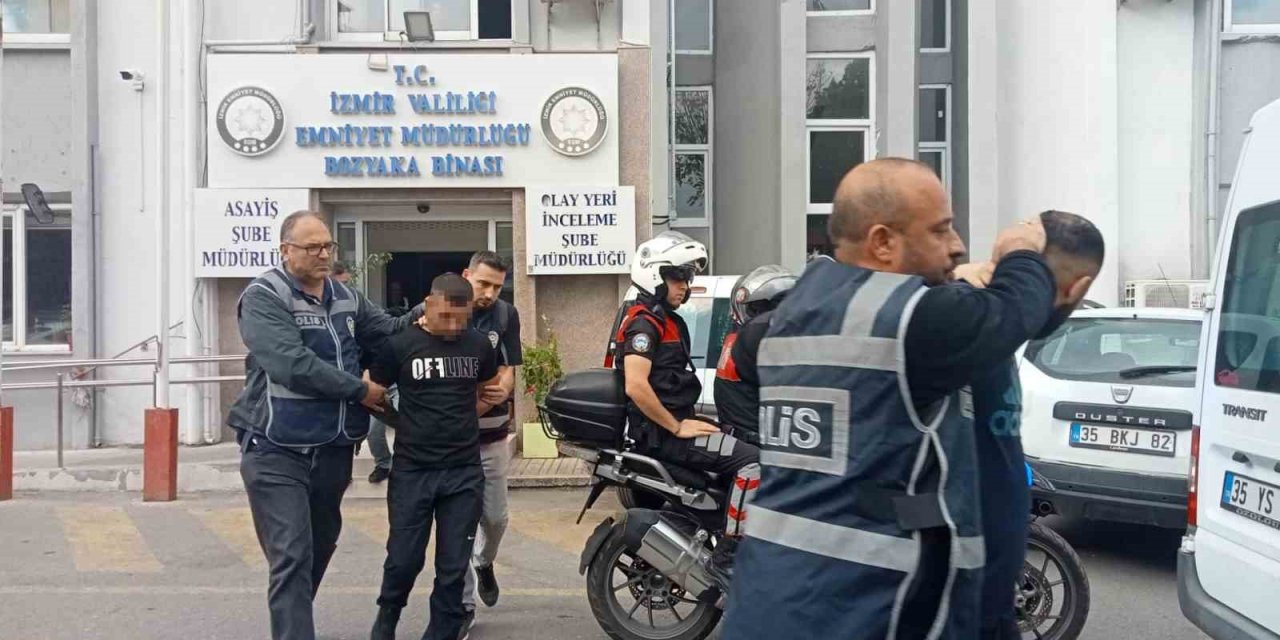 Kuyumcu soyguncuları 15 dakikada yakalanmalarına şaşırmış
