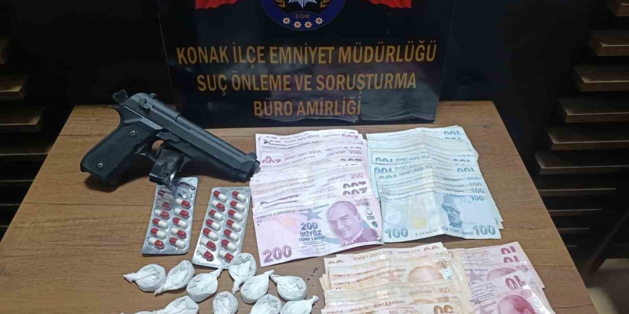 İzmir’de sokak sokak polis operasyonu: 14 şüpheli gözaltına alındı