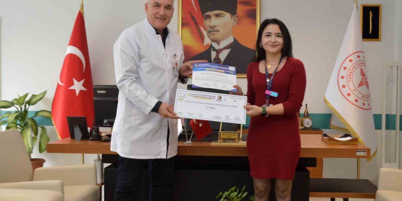 Psikiyatri Uzmanı Dr. Demir’e Uluslararası birincilik ödülü