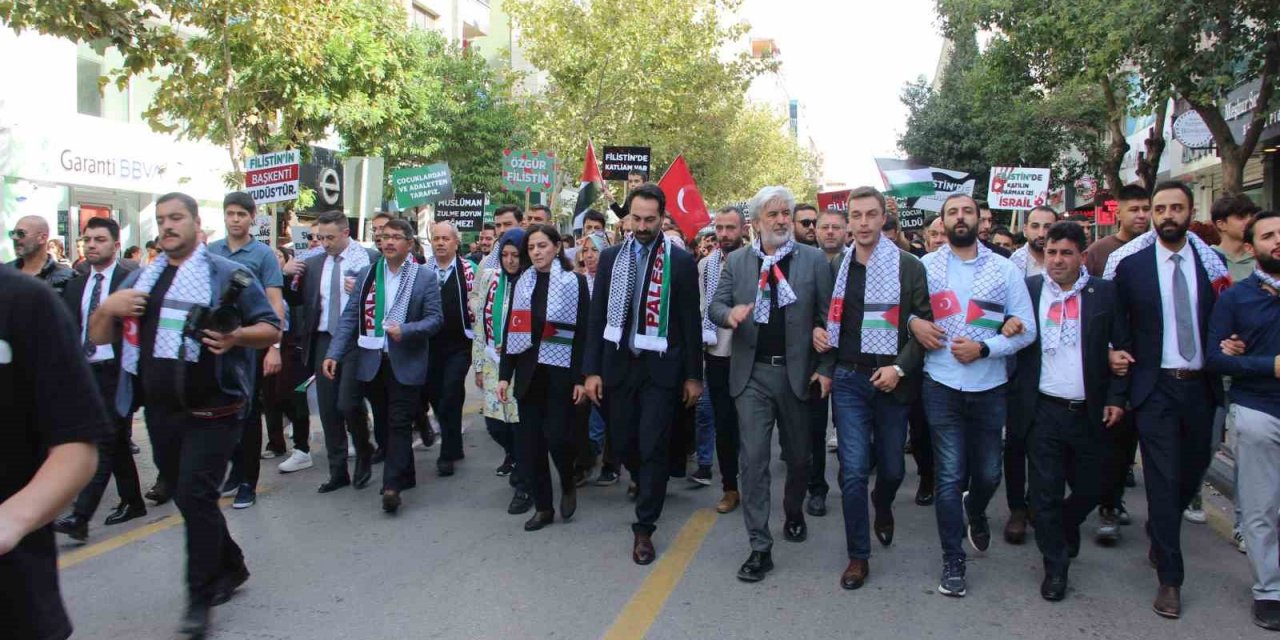 Manisa’da AK Parti’den Filistin’e destek yürüyüşü